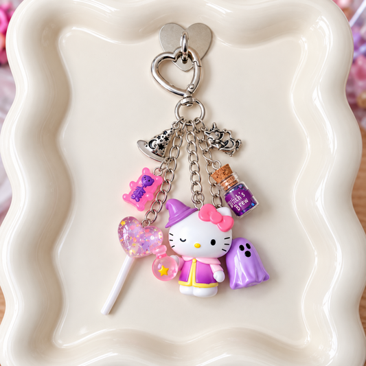 Hello kitty Witch 1